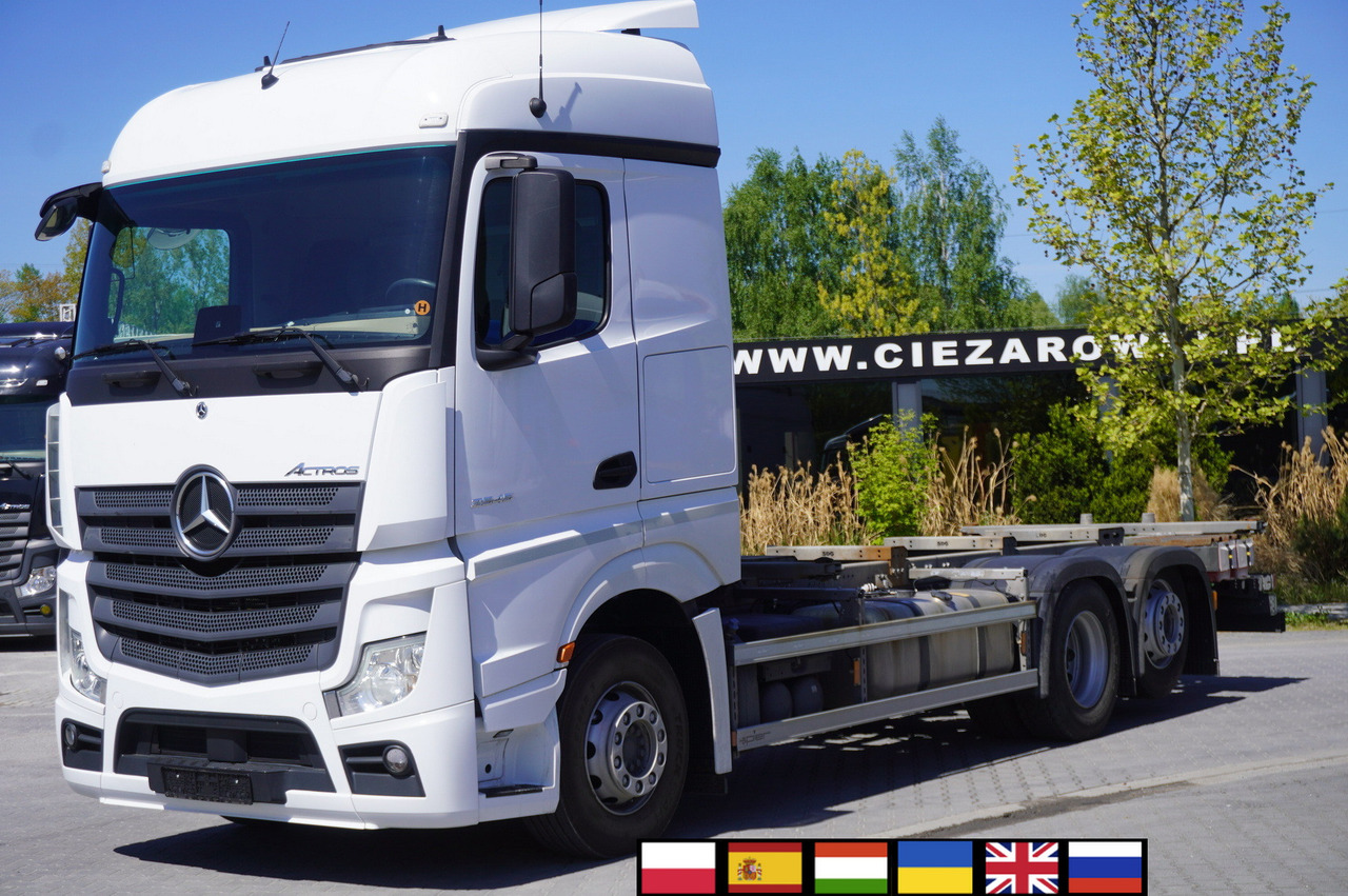 MERCEDES-BENZ Actros 2545 6×2 MP5 / Full ADR / BDF - Autocarro portacontainer/ Caisse interchangeable: foto 1 MERCEDES-BENZ Actros 2545 6×2 MP5 / Full ADR / BDF - Autocarro portacontainer/ Caisse interchangeable: foto 1