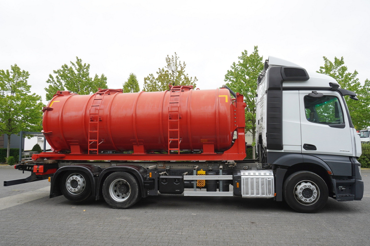 MERCEDES-BENZ Actros 2545 6 × 2 MP5 / NEW septic barrel 13000 L - Carrobotte: foto 5 MERCEDES-BENZ Actros 2545 6 × 2 MP5 / NEW septic barrel 13000 L - Carrobotte: foto 5