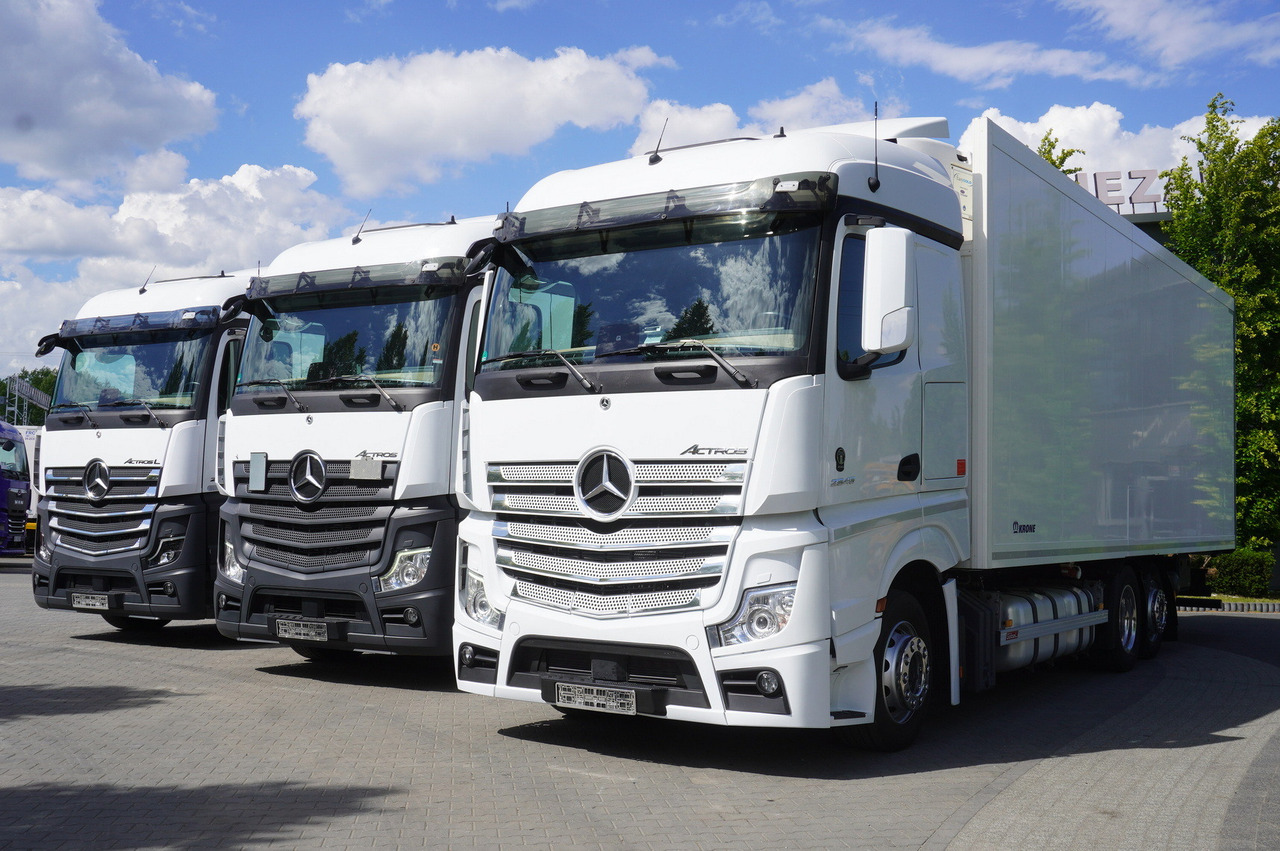 MERCEDES-BENZ Actros 2545 / Lamberet refrigerator / 2022 / 3 units - Autocarro frigorifero: foto 3 MERCEDES-BENZ Actros 2545 / Lamberet refrigerator / 2022 / 3 units - Autocarro frigorifero: foto 3