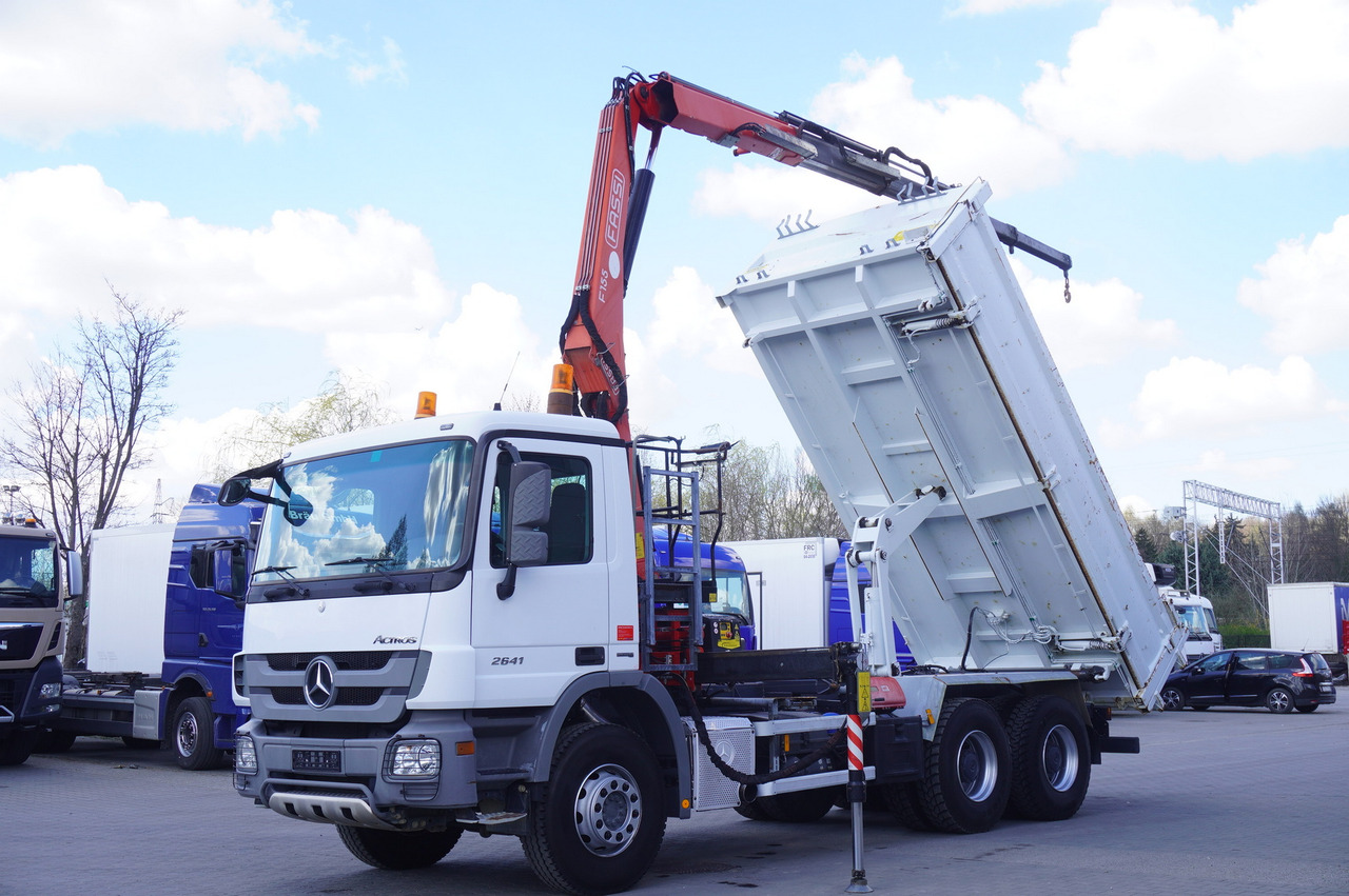 MERCEDES-BENZ Actros 2641 6×4 E5 / Crane / Dumper / 110000 km! - Autocarro con pianale/ Cassone fisso, Camion con gru: foto 2 MERCEDES-BENZ Actros 2641 6×4 E5 / Crane / Dumper / 110000 km! - Autocarro con pianale/ Cassone fisso, Camion con gru: foto 2