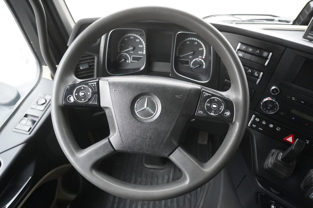Leasing di MERCEDES-BENZ Actros 3563 8x4 / Tipper for grain 20 t load capacity MERCEDES-BENZ Actros 3563 8x4 / Tipper for grain 20 t load capacity: foto 31