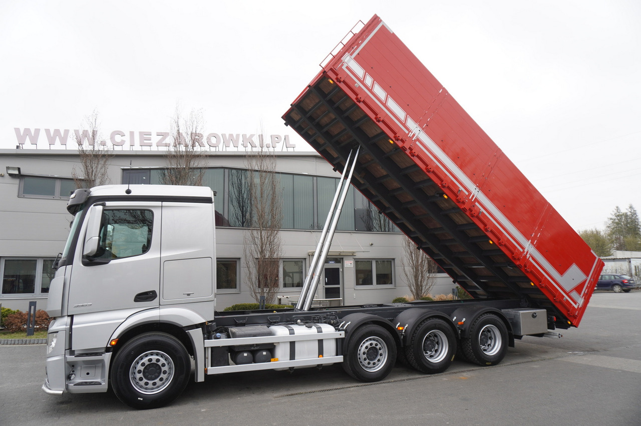 MERCEDES-BENZ Actros 3563 8x4 / Tipper for grain 20 t load capacity - Autocarro con pianale/ Cassone fisso: foto 4 MERCEDES-BENZ Actros 3563 8x4 / Tipper for grain 20 t load capacity - Autocarro con pianale/ Cassone fisso: foto 4