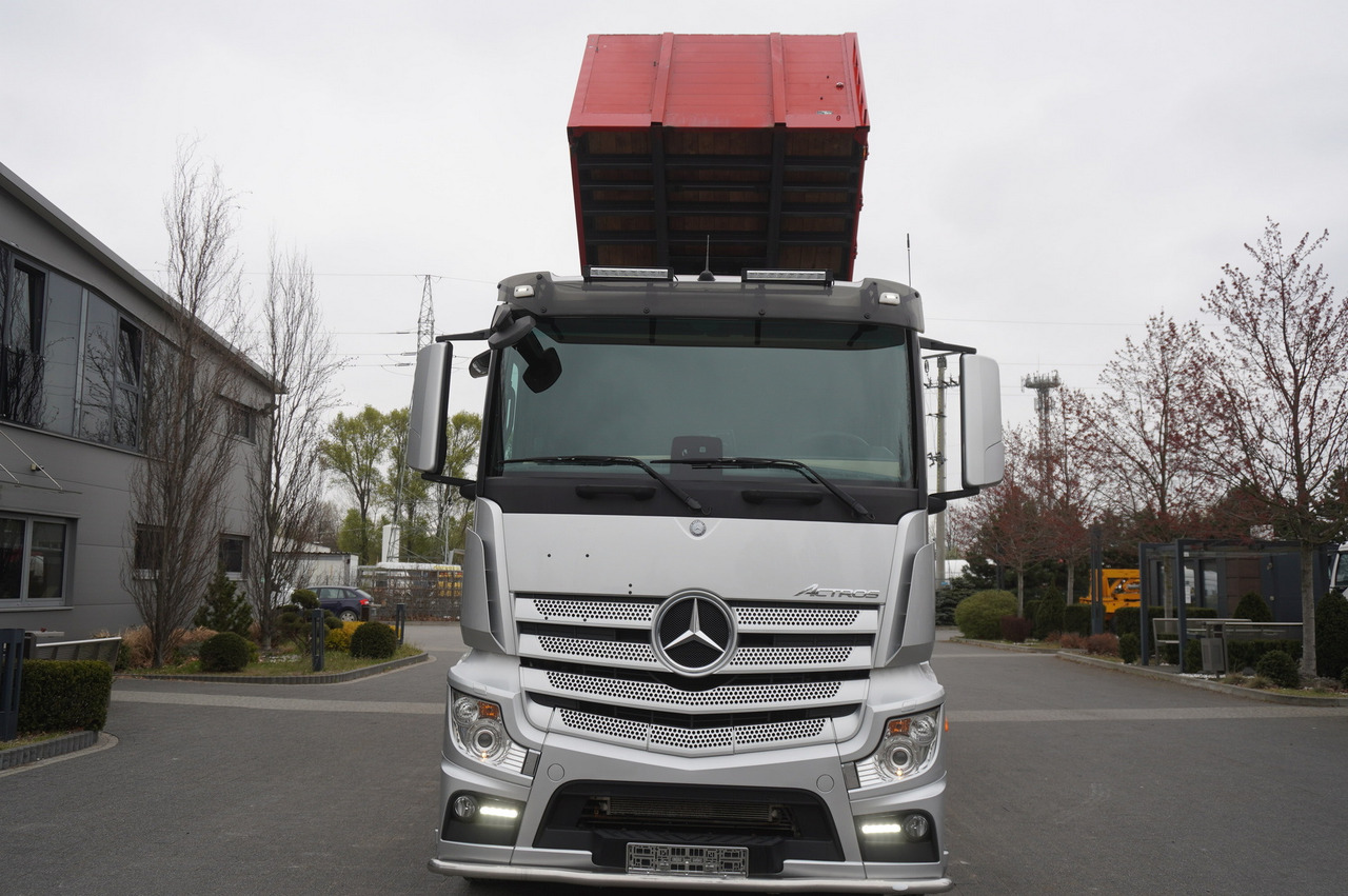 Leasing di MERCEDES-BENZ Actros 3563 8x4 / Tipper for grain 20 t load capacity MERCEDES-BENZ Actros 3563 8x4 / Tipper for grain 20 t load capacity: foto 13