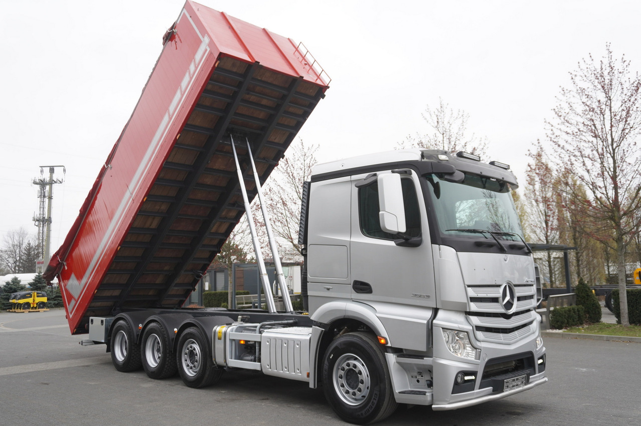 Leasing di MERCEDES-BENZ Actros 3563 8x4 / Tipper for grain 20 t load capacity MERCEDES-BENZ Actros 3563 8x4 / Tipper for grain 20 t load capacity: foto 12