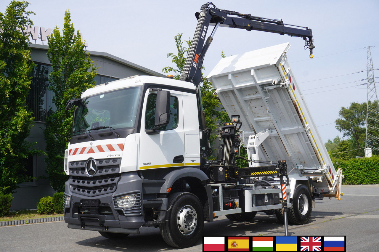 MERCEDES-BENZ Arocs 1833 / 87,000 km!!! / Hds HIAB X-DUO 128 B-2 / three-sided tipper - Camion con gru, Camion con gru: foto 1 MERCEDES-BENZ Arocs 1833 / 87,000 km!!! / Hds HIAB X-DUO 128 B-2 / three-sided tipper - Camion con gru, Camion con gru: foto 1