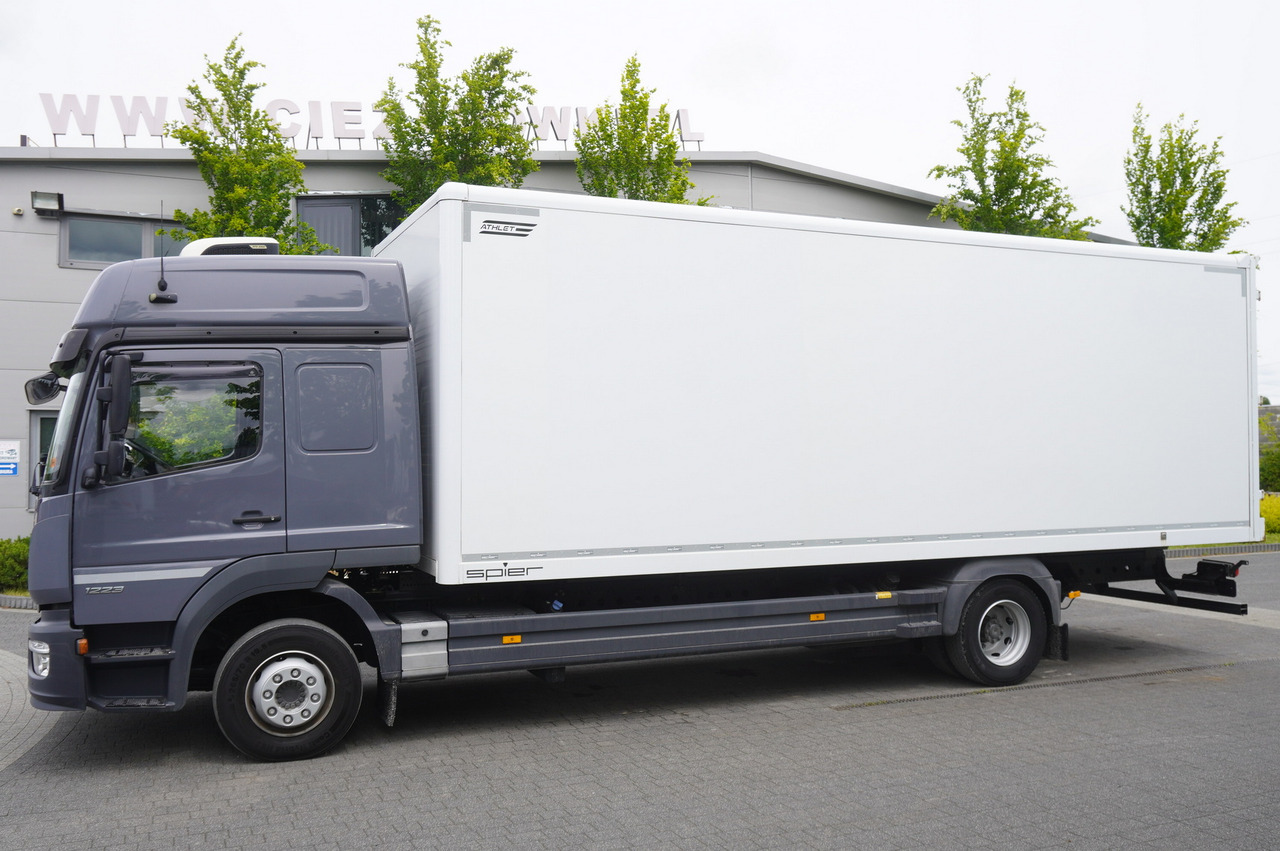MERCEDES-BENZ Atego 1223 / 18 EPAL box / 2021 / sleeping cab - Autocarro furgonato: foto 3 MERCEDES-BENZ Atego 1223 / 18 EPAL box / 2021 / sleeping cab - Autocarro furgonato: foto 3