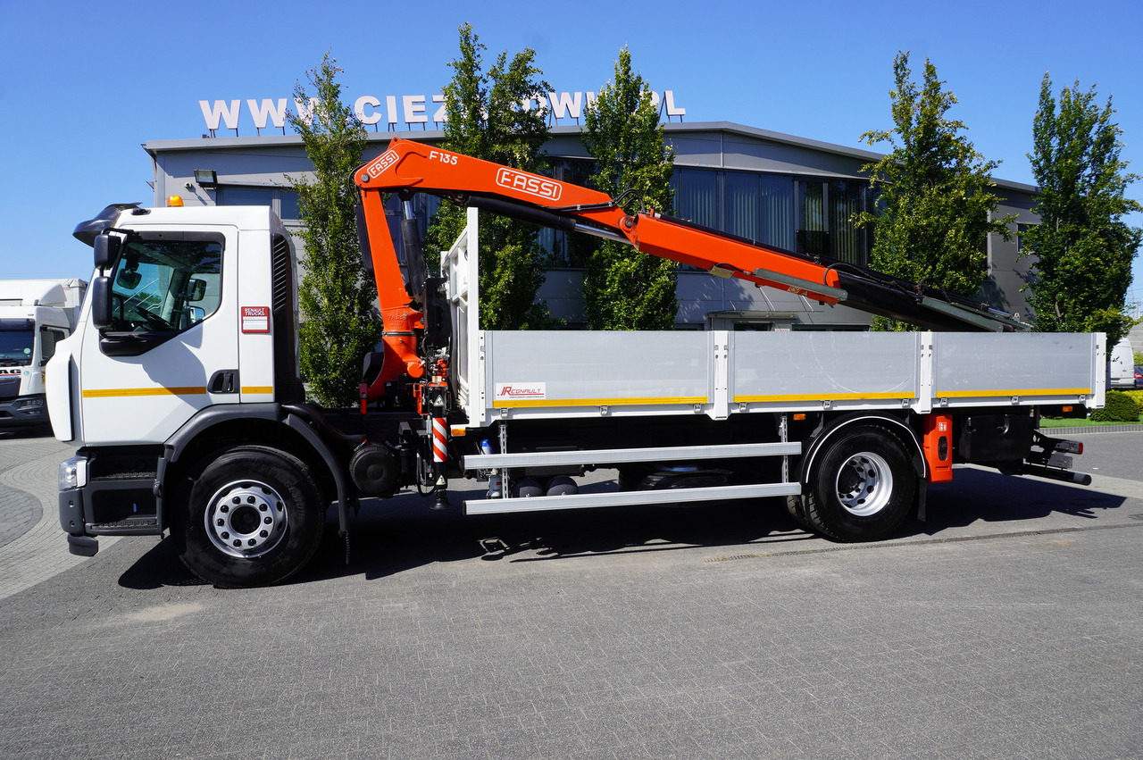 RENAULT C280 DTI 8 / FASSI crane 5.6 T / range 8 m / Flatbed 15 EPAL - Autocarro con pianale/ Cassone fisso, Camion con gru: foto 4 RENAULT C280 DTI 8 / FASSI crane 5.6 T / range 8 m / Flatbed 15 EPAL - Autocarro con pianale/ Cassone fisso, Camion con gru: foto 4