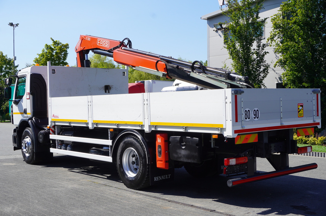 RENAULT C280 DTI 8 / FASSI crane 5.6 T / range 8 m / Flatbed 15 EPAL - Autocarro con pianale/ Cassone fisso, Camion con gru: foto 3 RENAULT C280 DTI 8 / FASSI crane 5.6 T / range 8 m / Flatbed 15 EPAL - Autocarro con pianale/ Cassone fisso, Camion con gru: foto 3
