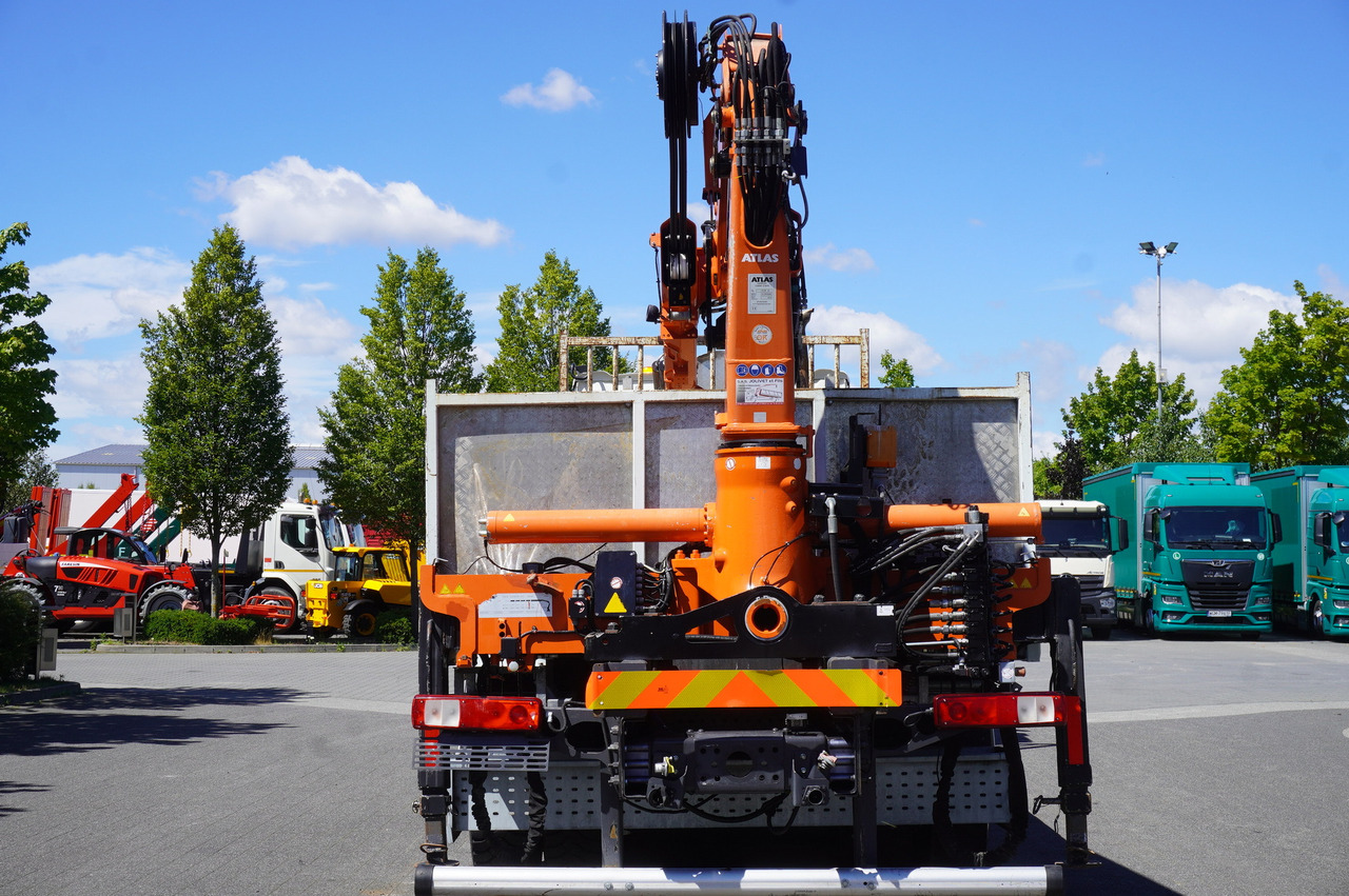 RENAULT C380 Comfort 6x4 / Atlas 6.1 T crane / range 12.3 m - Camion con gru: foto 3 RENAULT C380 Comfort 6x4 / Atlas 6.1 T crane / range 12.3 m - Camion con gru: foto 3
