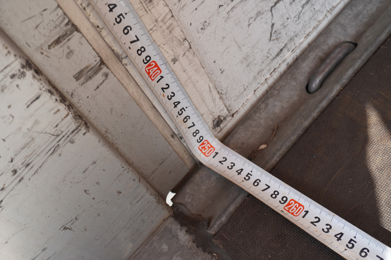 Cassa - furgone SAXAS Container body + lift Dhollandia 1000 kg: foto 13 Cassa - furgone SAXAS Container body + lift Dhollandia 1000 kg: foto 13