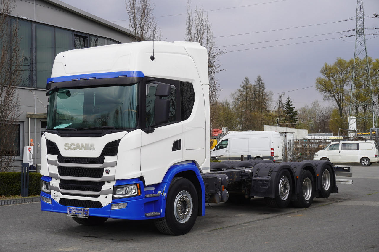 SCANIA G500 8x2 / 2nd axis steered / Chassis 8.35 m / 2021 - Camion con gru: foto 1 SCANIA G500 8x2 / 2nd axis steered / Chassis 8.35 m / 2021 - Camion con gru: foto 1