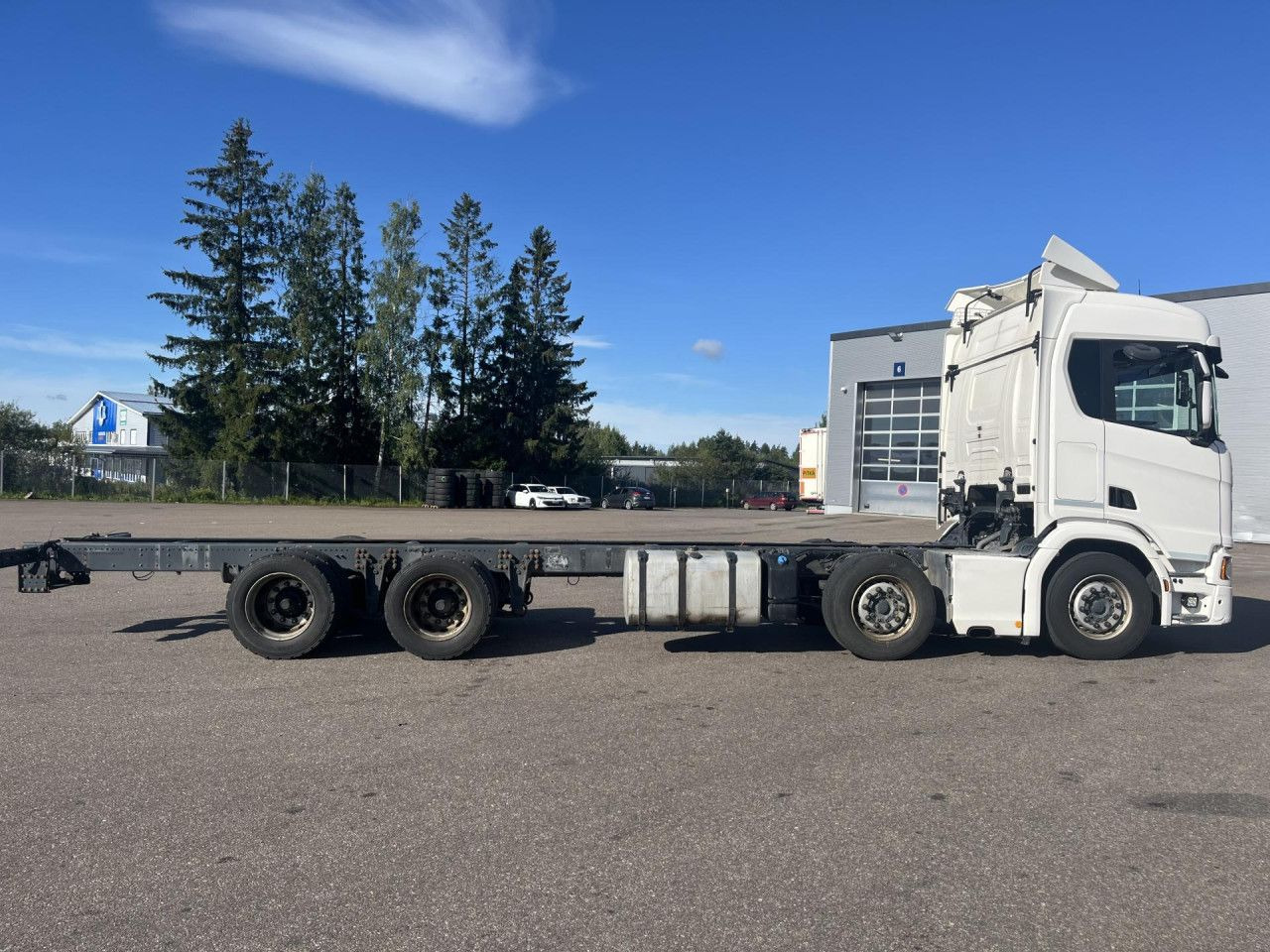 SCANIA R 540 B8x4NB / Truck chassis / Sleeper cab - Camion con gru: foto 5 SCANIA R 540 B8x4NB / Truck chassis / Sleeper cab - Camion con gru: foto 5