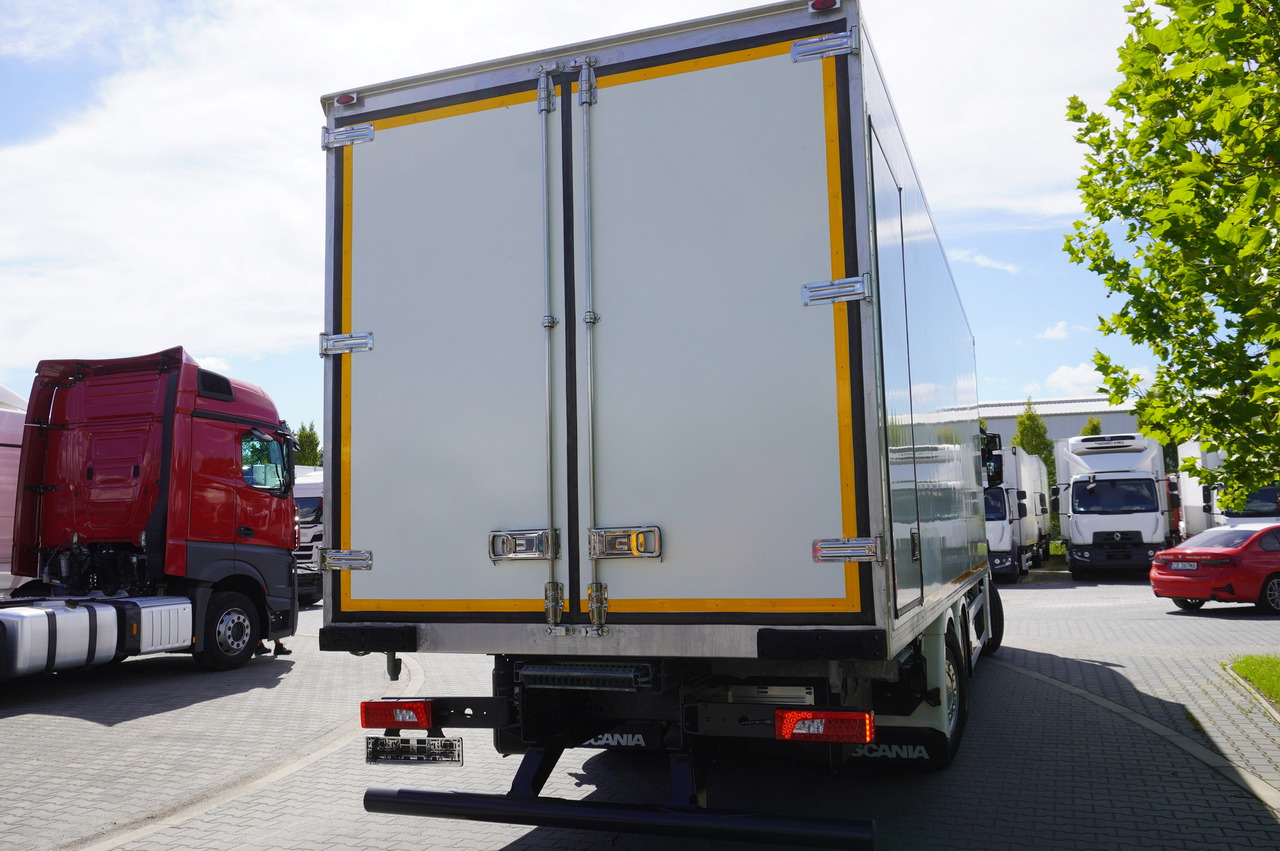 SCANIA R500 / Lecapitaine refrigerator 20 EPAL / Carrier Supra 950 / Steered 3rd axle - Autocarro frigorifero: foto 4 SCANIA R500 / Lecapitaine refrigerator 20 EPAL / Carrier Supra 950 / Steered 3rd axle - Autocarro frigorifero: foto 4