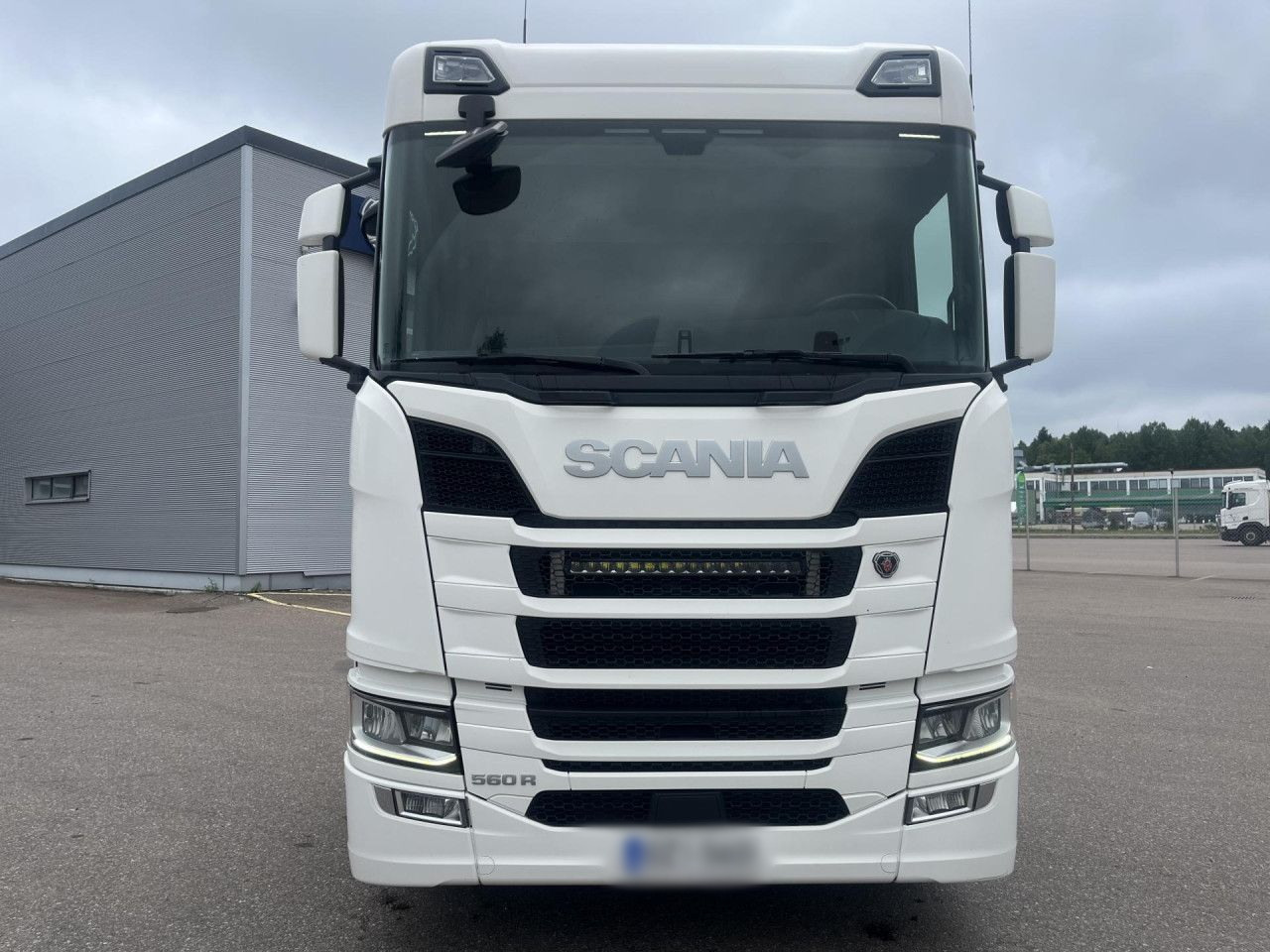 SCANIA R560 B8x4*4 / Chassis / sleeper cab / Power take-off - Camion con gru: foto 4 SCANIA R560 B8x4*4 / Chassis / sleeper cab / Power take-off - Camion con gru: foto 4