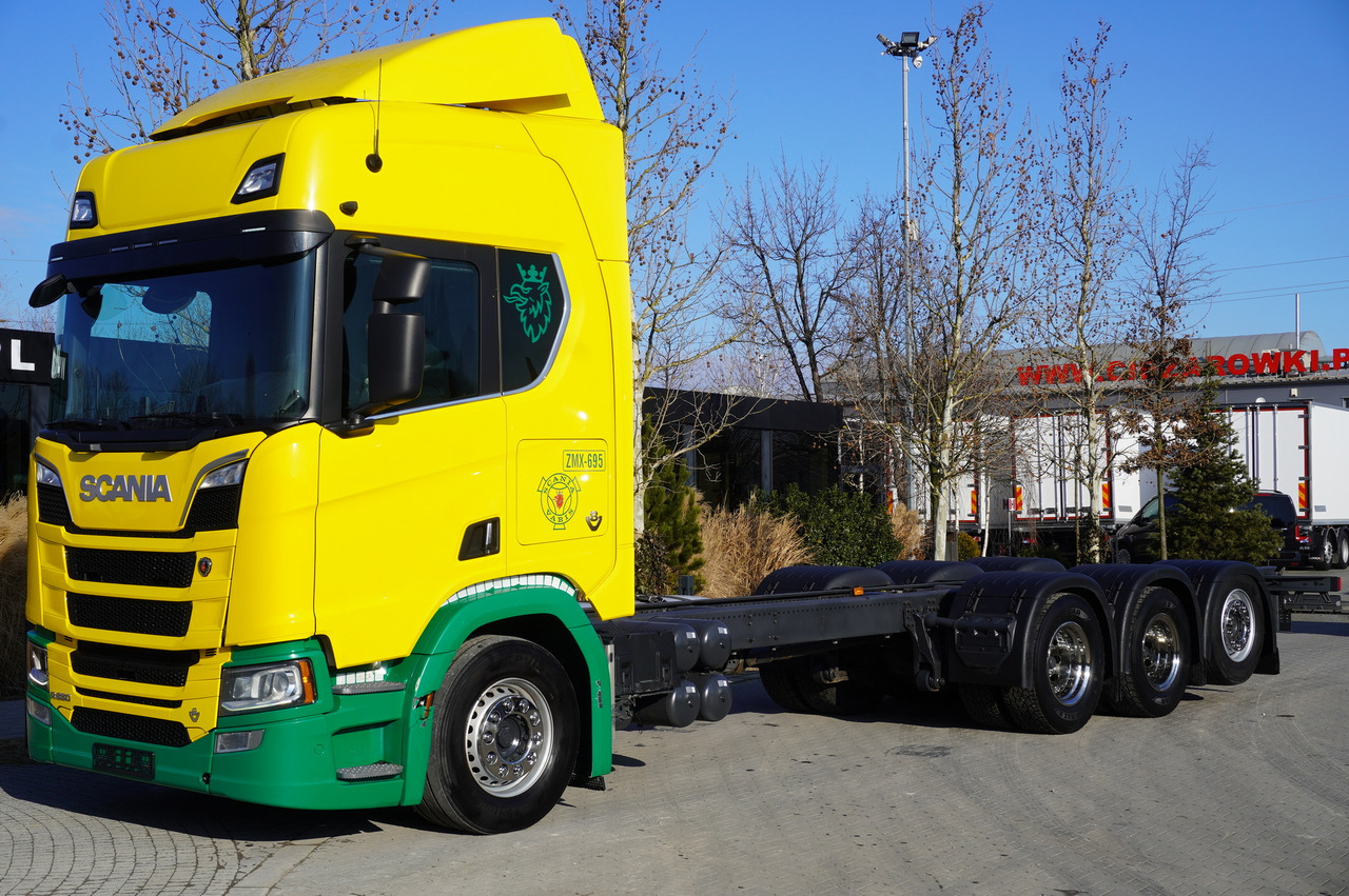 SCANIA R650 V8 8x4/4 E6 / 2020 / Frame 9.7 m - Camion con gru: foto 1 SCANIA R650 V8 8x4/4 E6 / 2020 / Frame 9.7 m - Camion con gru: foto 1