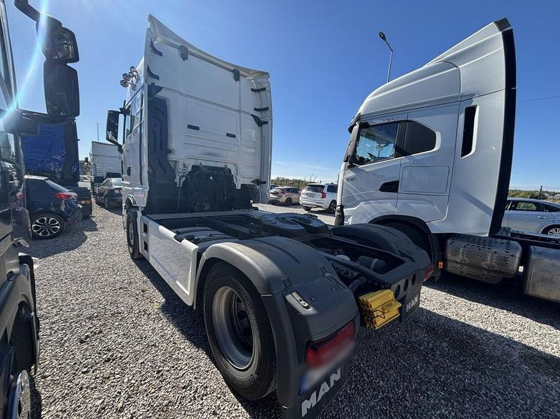 MAN TGX 18.510 4×2 tractor unit / Sleeper cab 2 beds / 2023 / 4 units - Trattore stradale: foto 2 MAN TGX 18.510 4×2 tractor unit / Sleeper cab 2 beds / 2023 / 4 units - Trattore stradale: foto 2