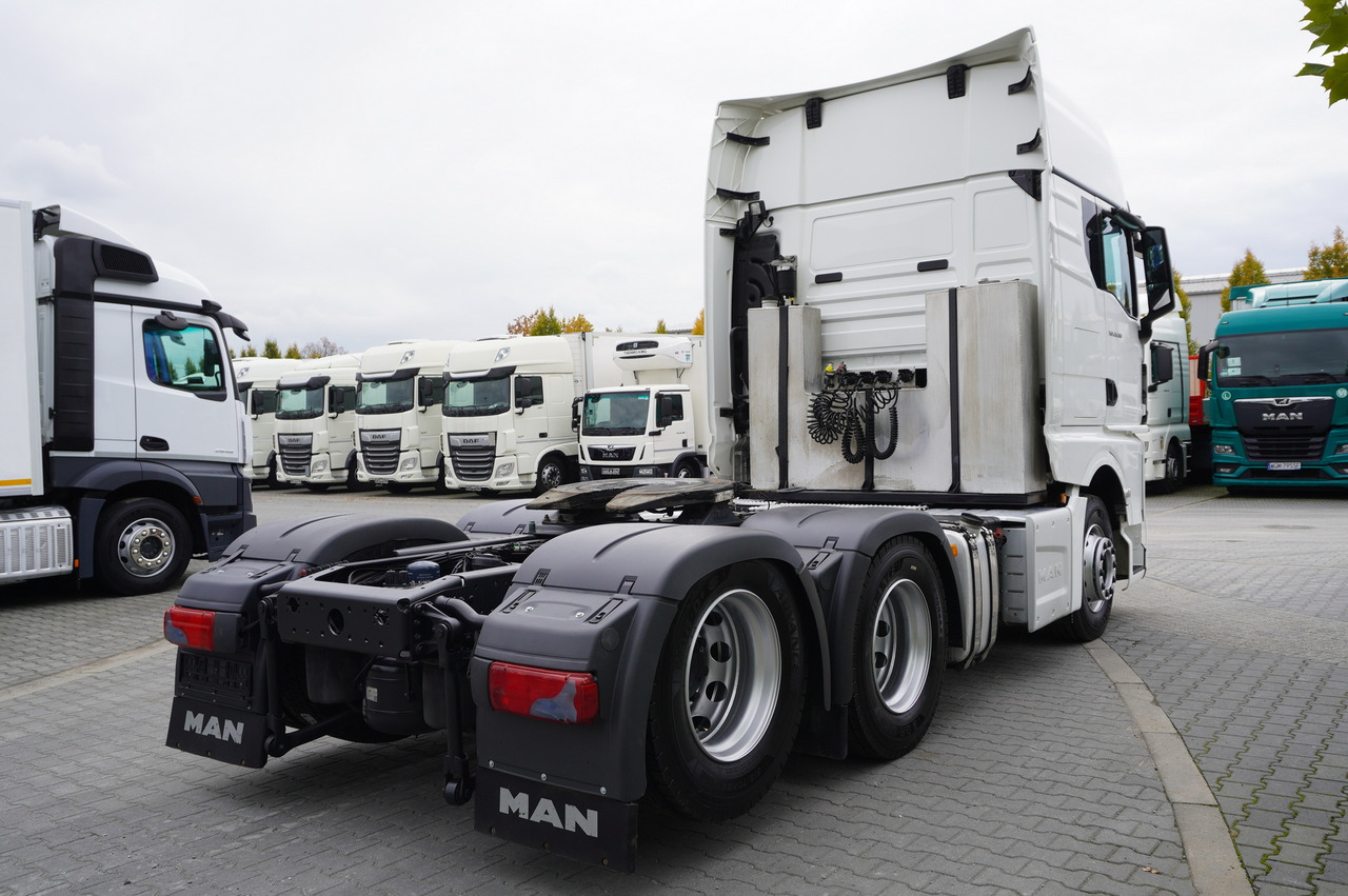 MAN TGX 28.510 6x2 / Sleeper cab / NEW tires / GVW 65 t - Trattore stradale: foto 4 MAN TGX 28.510 6x2 / Sleeper cab / NEW tires / GVW 65 t - Trattore stradale: foto 4