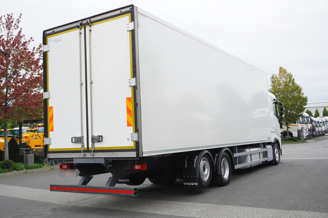 VOLVO FH 460 / Krone refrigerator 23 EPAL! / Carrier Supra 1250 MT Silent / Multitemperature / Steered axle - Autocarro frigorifero: foto 5 VOLVO FH 460 / Krone refrigerator 23 EPAL! / Carrier Supra 1250 MT Silent / Multitemperature / Steered axle - Autocarro frigorifero: foto 5