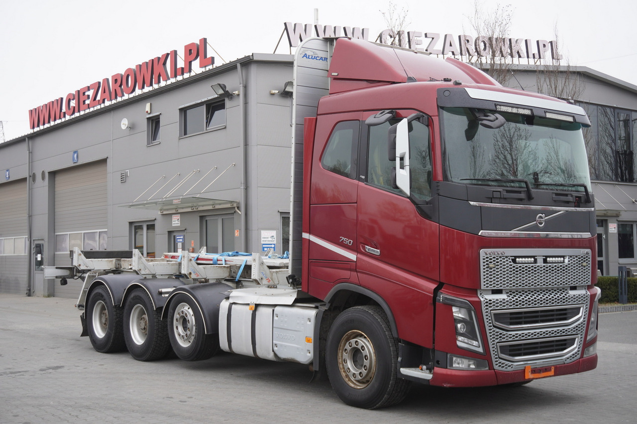 VOLVO FH16 750 / Frame 8 m / 750 HP! / 2021 / stanchion superstructure - Autocarro telaio: foto 2 VOLVO FH16 750 / Frame 8 m / 750 HP! / 2021 / stanchion superstructure - Autocarro telaio: foto 2