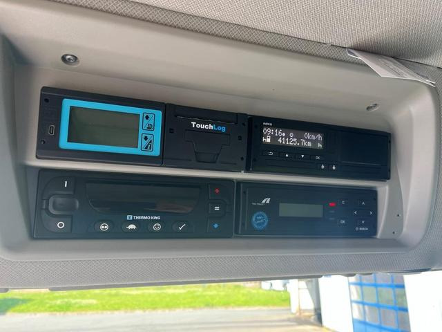 Iveco SWay 400 Lamberet Tiefkühlkoffer Thermo King LBW - Autocarro frigorifero: foto 4 Iveco SWay 400 Lamberet Tiefkühlkoffer Thermo King LBW - Autocarro frigorifero: foto 4