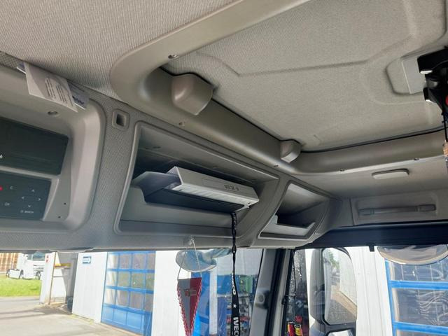 Iveco SWay 400 Lamberet Tiefkühlkoffer Thermo King LBW - Autocarro frigorifero: foto 5 Iveco SWay 400 Lamberet Tiefkühlkoffer Thermo King LBW - Autocarro frigorifero: foto 5