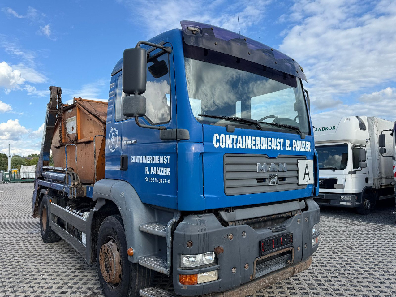 MAN TGA 18,360 - Autocarro ribaltabile: foto 1 MAN TGA 18,360 - Autocarro ribaltabile: foto 1