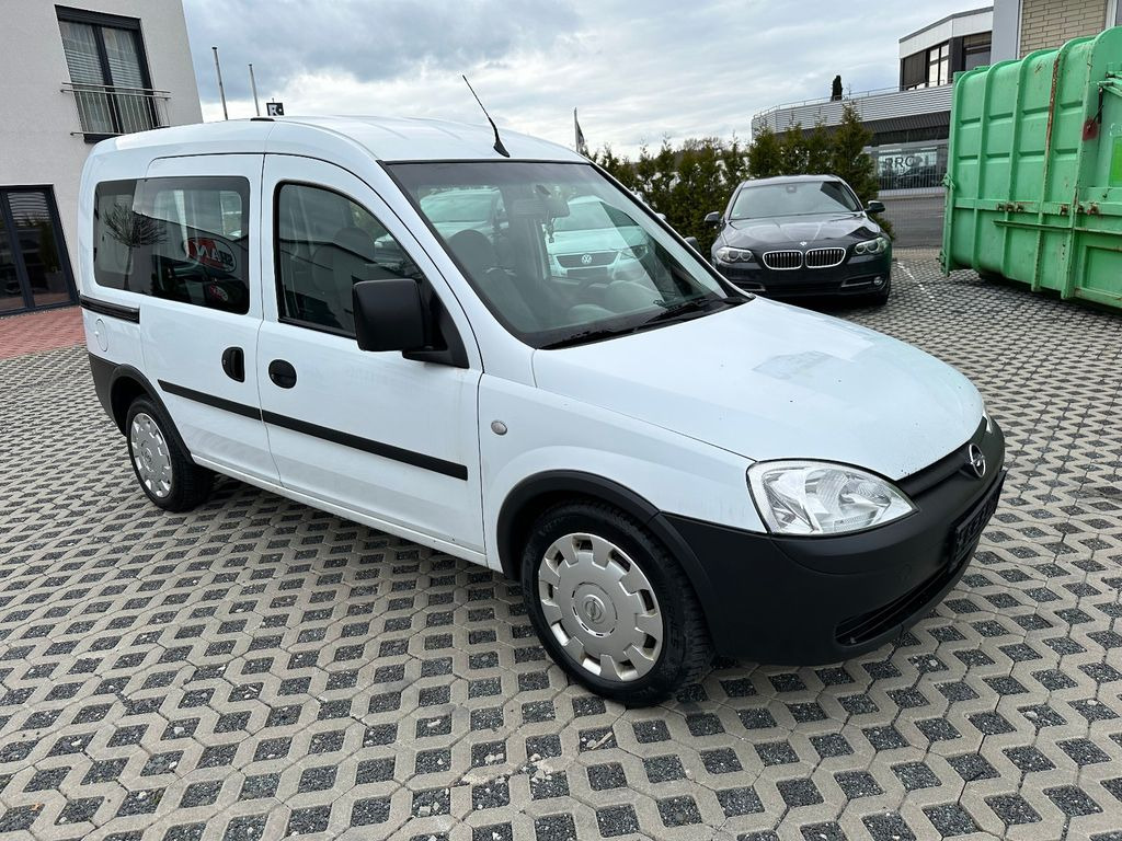 Opel Combo 1.4 TWINPORT ECOTEC Arizona - Pulmino: foto 1 Opel Combo 1.4 TWINPORT ECOTEC Arizona - Pulmino: foto 1