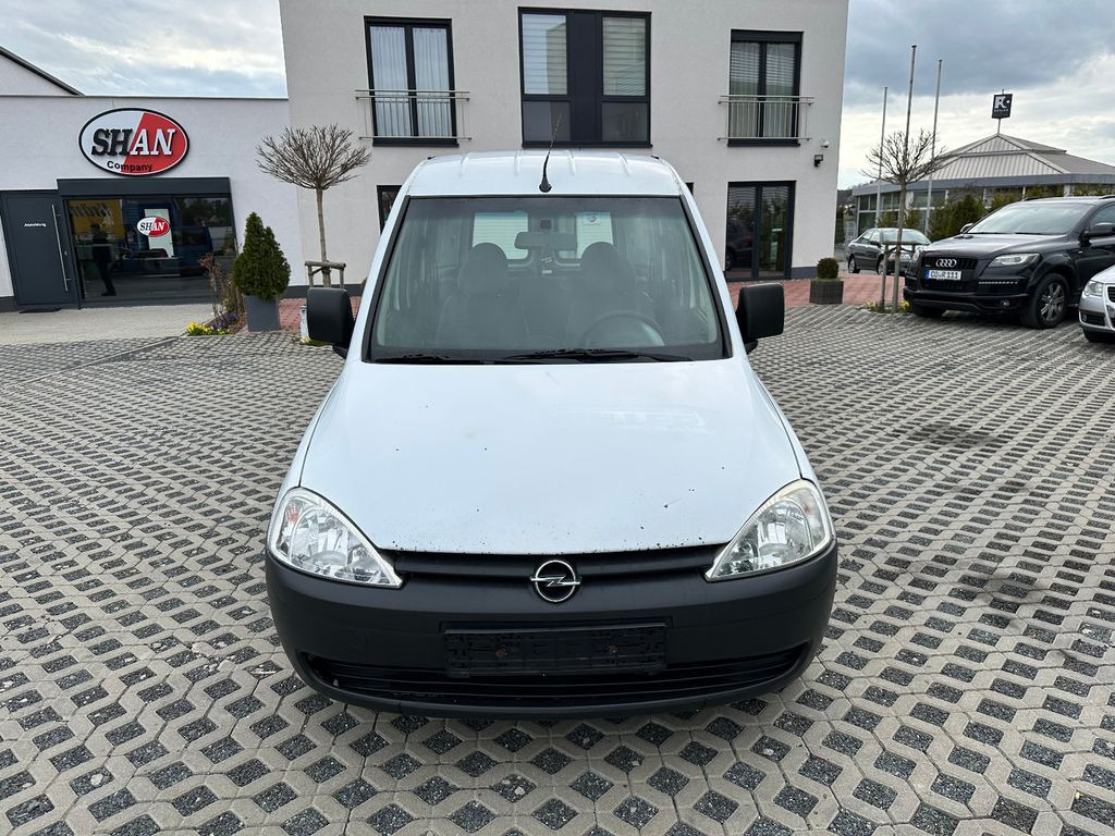 Opel Combo 1.4 TWINPORT ECOTEC Arizona - Pulmino: foto 4 Opel Combo 1.4 TWINPORT ECOTEC Arizona - Pulmino: foto 4