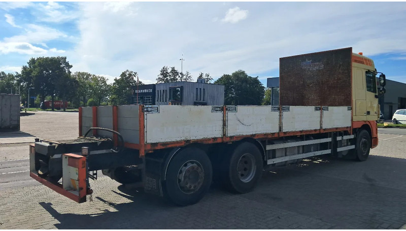 DAF XF 105 410 Spacecab 6x2 Euro 5 - Autocarro con pianale/ Cassone fisso: foto 5 DAF XF 105 410 Spacecab 6x2 Euro 5 - Autocarro con pianale/ Cassone fisso: foto 5