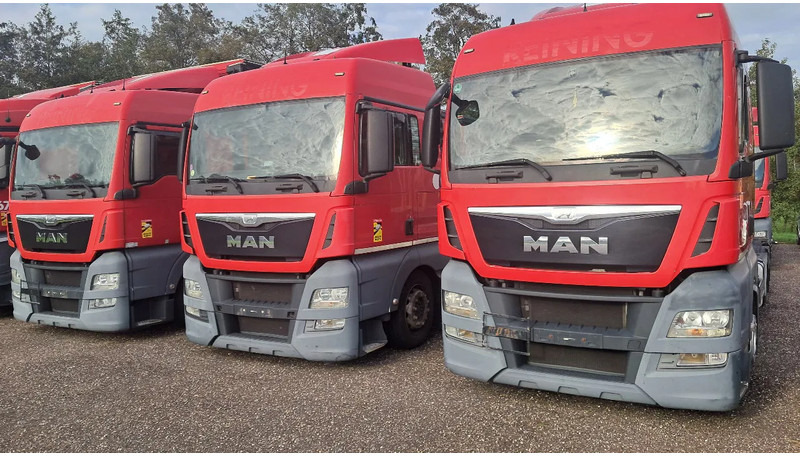 MAN TGX 24.400 6X2 BDF Euro 6 Kooiaap aansluiting - Autocarro portacontainer/ Caisse interchangeable: foto 1 MAN TGX 24.400 6X2 BDF Euro 6 Kooiaap aansluiting - Autocarro portacontainer/ Caisse interchangeable: foto 1