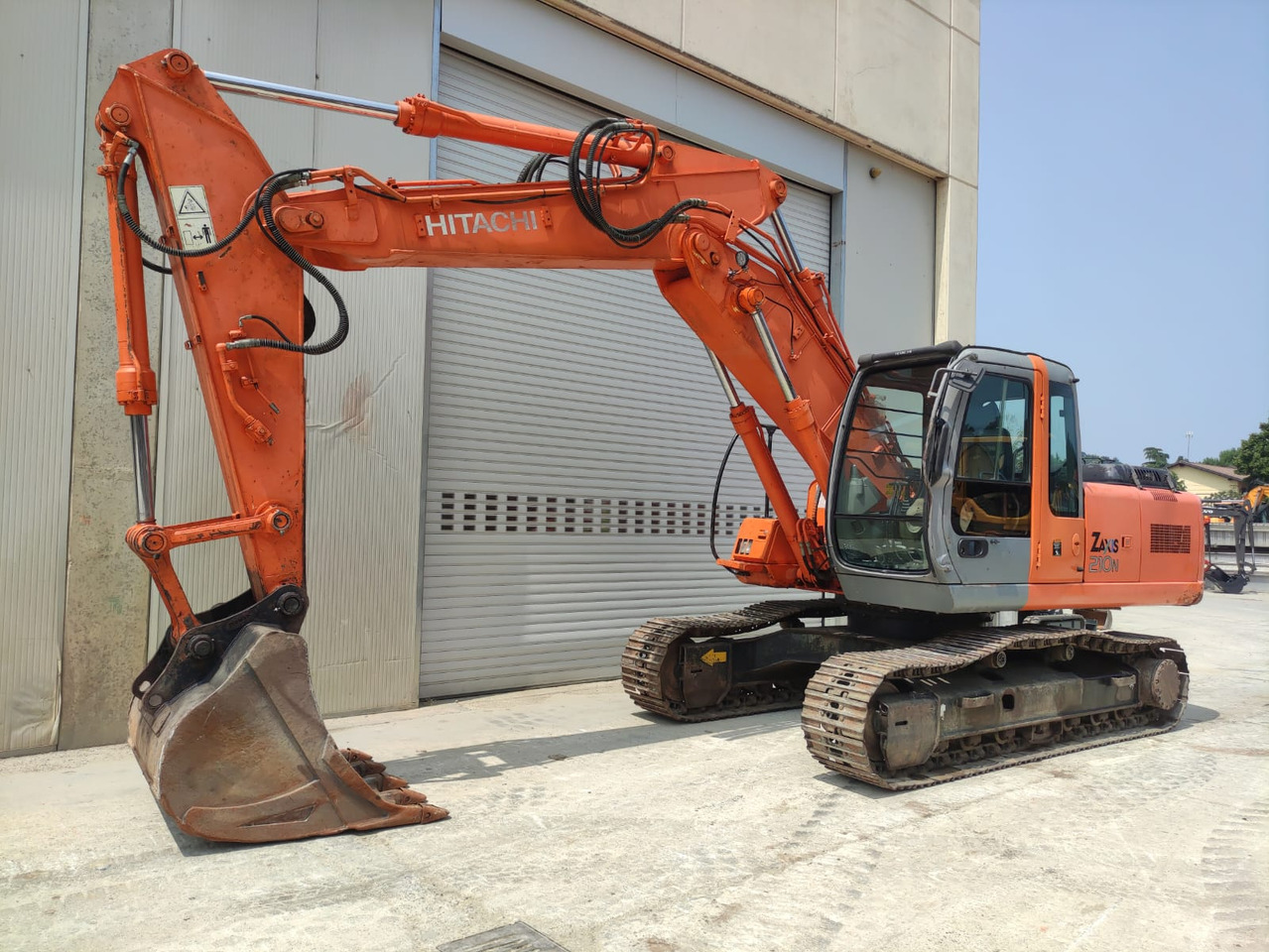 HITACHI ZX210N - Escavatore cingolato: foto 1 HITACHI ZX210N - Escavatore cingolato: foto 1