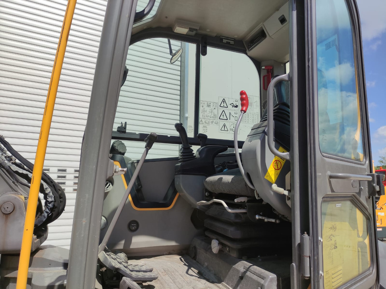 VOLVO ECR88D - Escavatore cingolato: foto 5 VOLVO ECR88D - Escavatore cingolato: foto 5