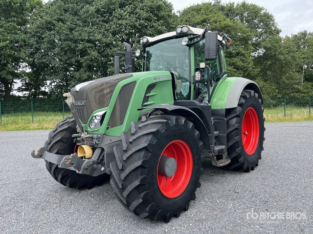 2014 Fendt 824 Vario Profi Plus 4WD Tractor - Trattore: foto 1 2014 Fendt 824 Vario Profi Plus 4WD Tractor - Trattore: foto 1