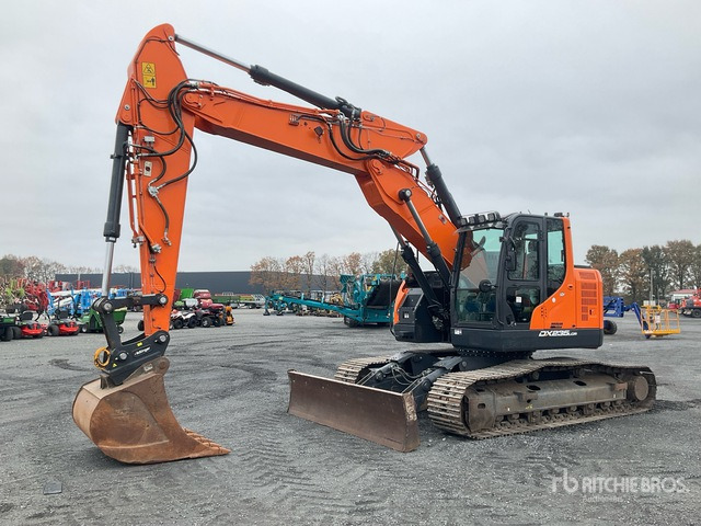 2019 Doosan DX235 LCR-5 Tracked Excavator - Escavatore cingolato: foto 1 2019 Doosan DX235 LCR-5 Tracked Excavator - Escavatore cingolato: foto 1