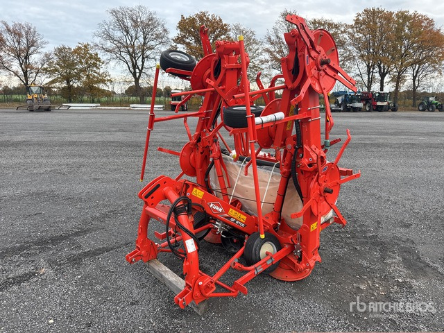 2022 Kuhn GF8700 (Unused) Hay Tedder - Voltafieno: foto 1 2022 Kuhn GF8700 (Unused) Hay Tedder - Voltafieno: foto 1