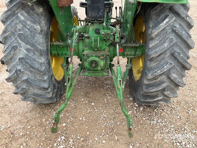1990 John Deere 2450 4WD Tractor - Trattore: foto 5 1990 John Deere 2450 4WD Tractor - Trattore: foto 5