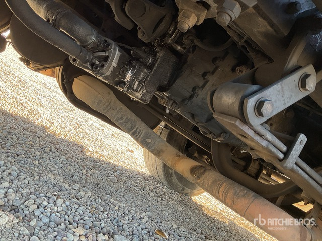 1999 Renault 250.18 1999 Palfinger PK12080 6360 kg ... Flatbed Truck with Crane - Autocarro con pianale/ Cassone fisso, Camion con gru: foto 5 1999 Renault 250.18 1999 Palfinger PK12080 6360 kg ... Flatbed Truck with Crane - Autocarro con pianale/ Cassone fisso, Camion con gru: foto 5