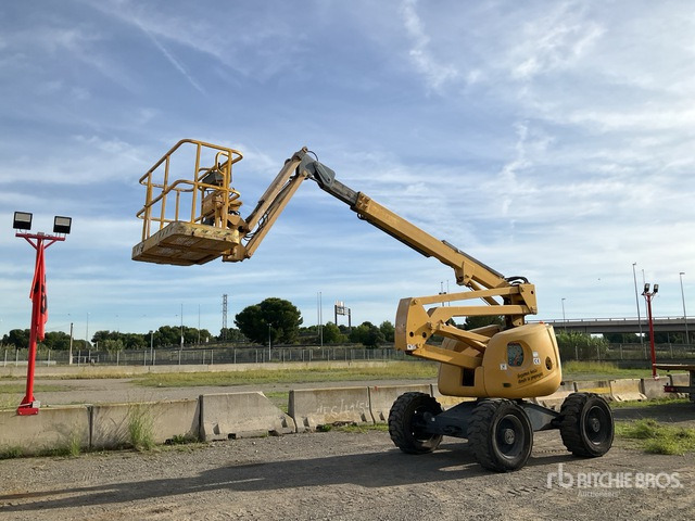 2007 Haulotte HA16PXNT 4WD Diesel Articulating Boom Lift - Piattaforma articolata: foto 2 2007 Haulotte HA16PXNT 4WD Diesel Articulating Boom Lift - Piattaforma articolata: foto 2