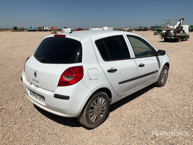 2008 Renault Clio 1.5D (Inoperable) Automobile - Autovettura: foto 4 2008 Renault Clio 1.5D (Inoperable) Automobile - Autovettura: foto 4