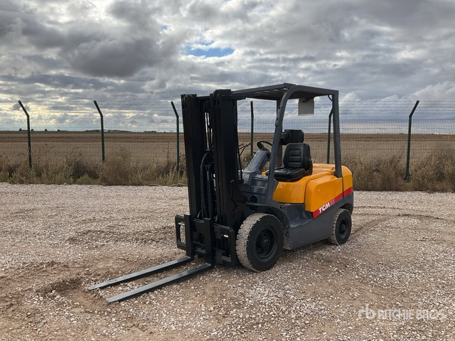 2008 TCM FHD25T3A Forklift - Carrello elevatore diesel: foto 2 2008 TCM FHD25T3A Forklift - Carrello elevatore diesel: foto 2
