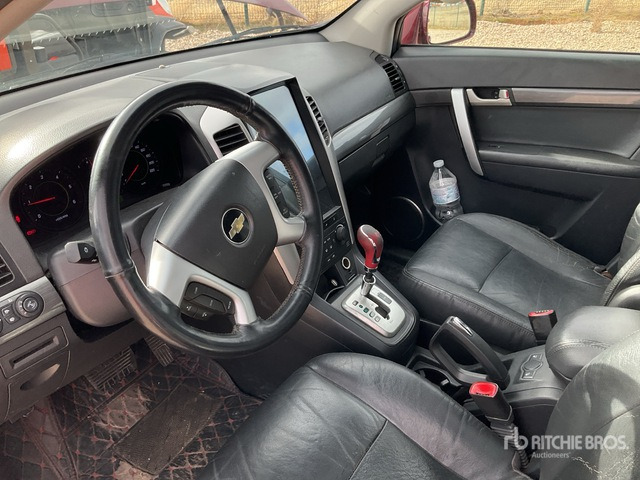 2010 Chevrolet Captiva Automobile - SUV/ Fuoristrada: foto 5 2010 Chevrolet Captiva Automobile - SUV/ Fuoristrada: foto 5