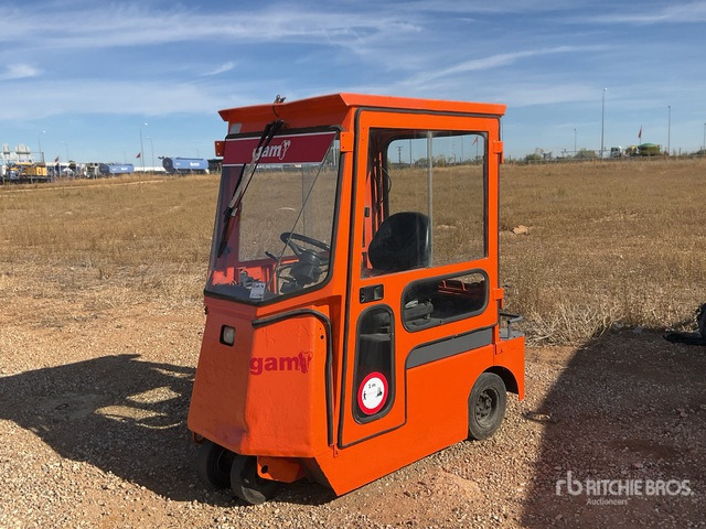 2014 Toyota CBT6 Utility Vehicle - Trattore elettrico: foto 1 2014 Toyota CBT6 Utility Vehicle - Trattore elettrico: foto 1