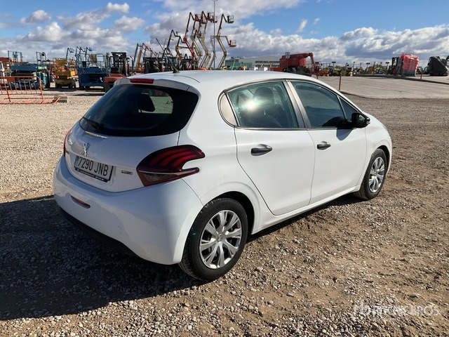2016 Peugeot 208 Automobile - Autovettura: foto 3 2016 Peugeot 208 Automobile - Autovettura: foto 3