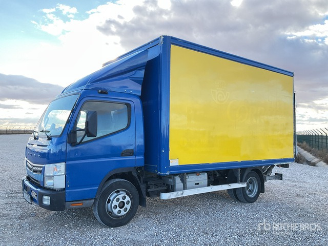 2018 Mitsubishi Fuso Canter 7C15 Hybrid 4x2 Van Truck - Autocarro furgonato: foto 2 2018 Mitsubishi Fuso Canter 7C15 Hybrid 4x2 Van Truck - Autocarro furgonato: foto 2