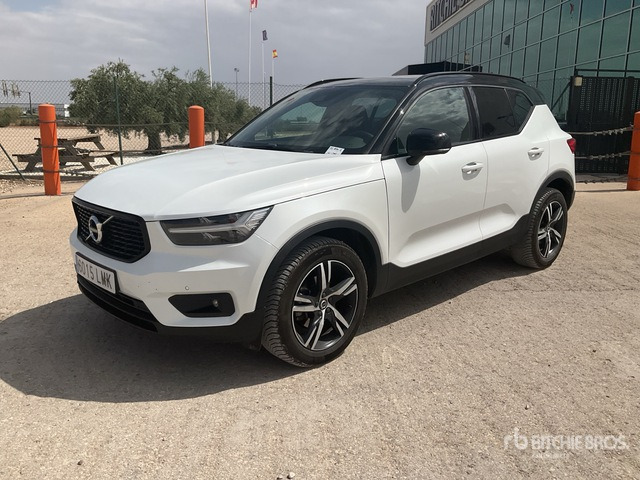 2020 Volvo XC40 SUV - SUV/ Fuoristrada: foto 3 2020 Volvo XC40 SUV - SUV/ Fuoristrada: foto 3