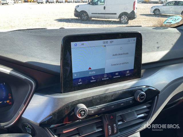 2021 Ford Kuga Automobile - SUV/ Fuoristrada: foto 5 2021 Ford Kuga Automobile - SUV/ Fuoristrada: foto 5