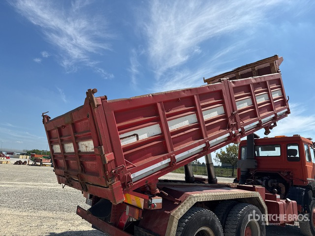 1988 Iveco 330-30 6x4 T/A Dump Truck - Autocarro ribaltabile: foto 5 1988 Iveco 330-30 6x4 T/A Dump Truck - Autocarro ribaltabile: foto 5