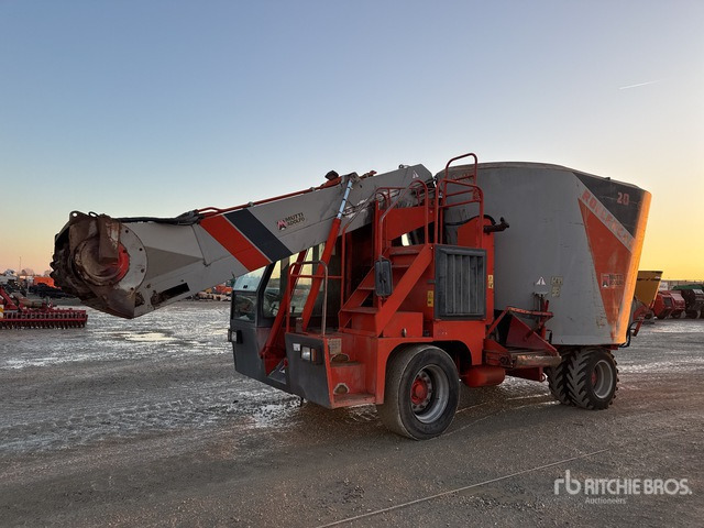 1996 Mutti MC20 Feed Wagon - Carro miscelatore: foto 1 1996 Mutti MC20 Feed Wagon - Carro miscelatore: foto 1