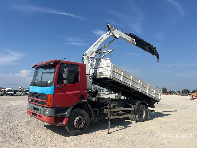 1997 DAF 65 ATI 240 Palfinger P10200L on 4x2 Dump Truck with Crane - Trincia a martelli/ Trinciatrice: foto 2 1997 DAF 65 ATI 240 Palfinger P10200L on 4x2 Dump Truck with Crane - Trincia a martelli/ Trinciatrice: foto 2