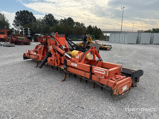 2004 Maschio Gaspardo Aquila 5000 5 m Harrow - Erpice rotante: foto 2 2004 Maschio Gaspardo Aquila 5000 5 m Harrow - Erpice rotante: foto 2